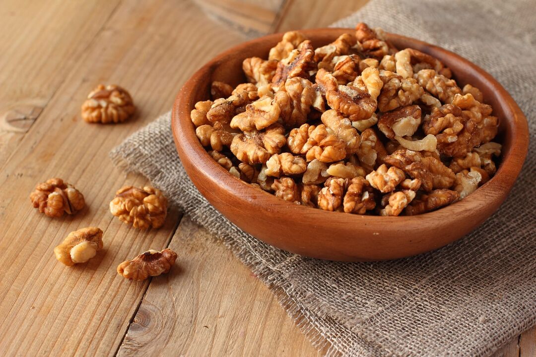 Walnut ដើម្បីបង្កើនថាមពល